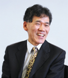 江川佳嗣 氏