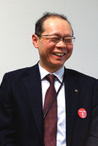 三沢 氏