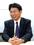 笹部 氏