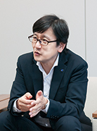 吉岡氏