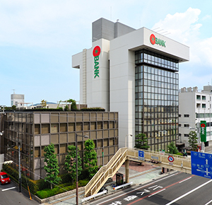 トマト銀行外観